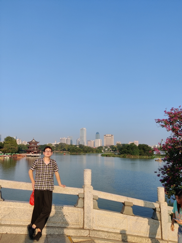 萍水相逢晏的第一张照片--河南交友中心