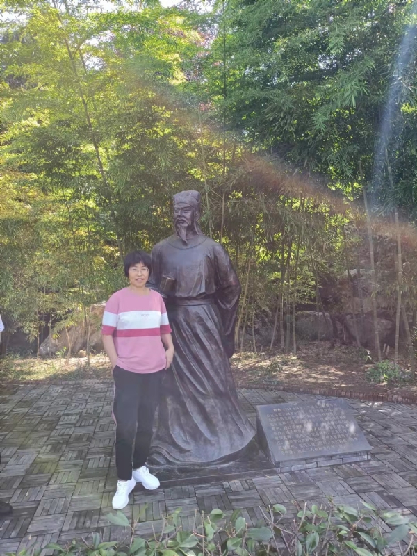 秋天的菊花的第一张照片--河南交友中心