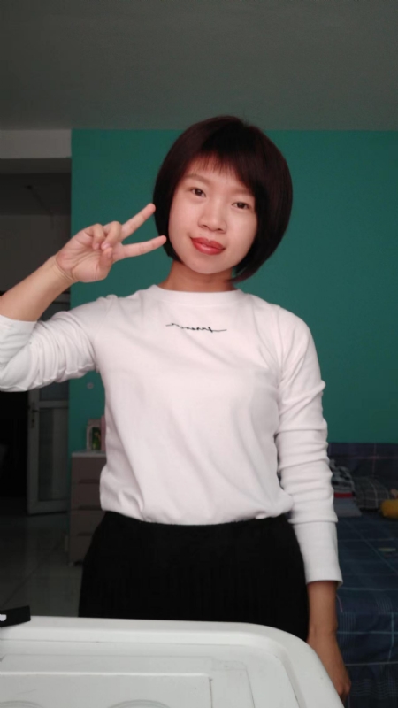 向日葵的第一张照片--河南交友中心