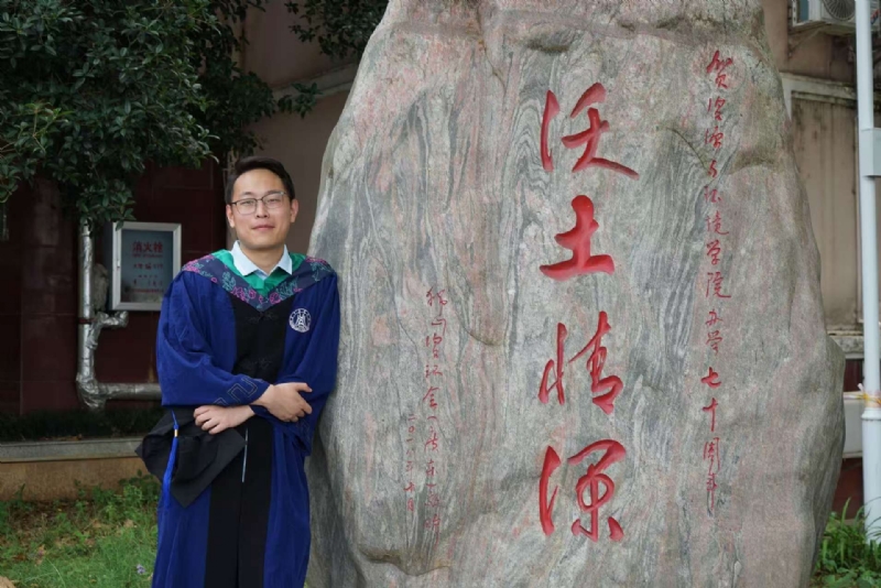 落寂星辰的第四张照片--河南交友中心